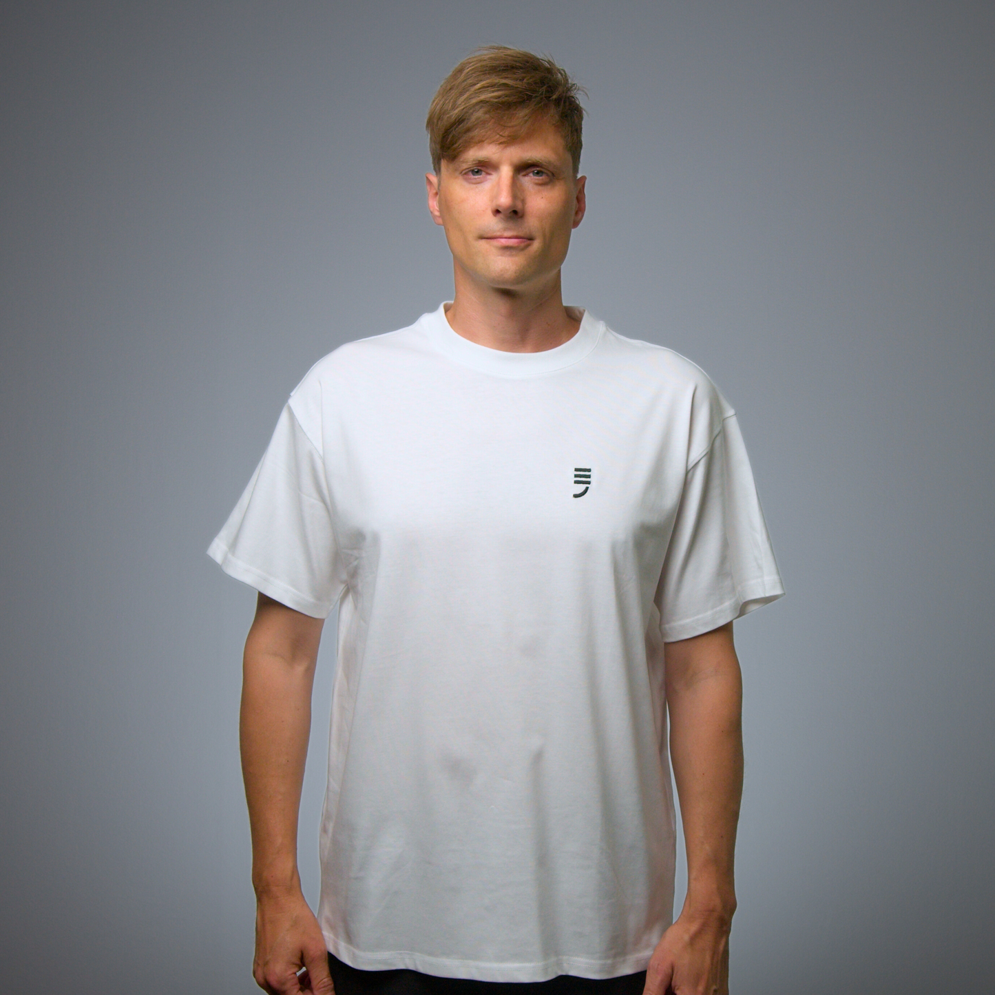 T-Shirt weiss – OVERSIZED